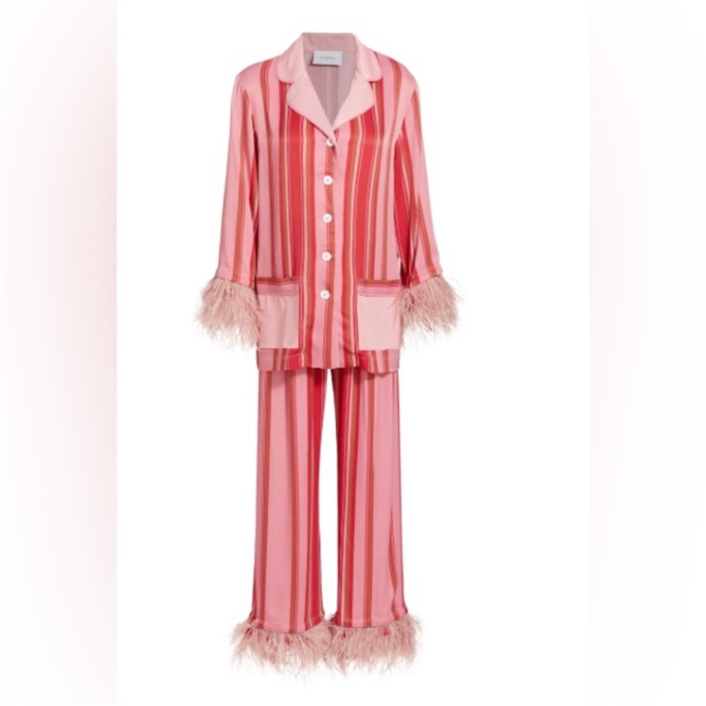 ISO Sleeper striped feather pajamas